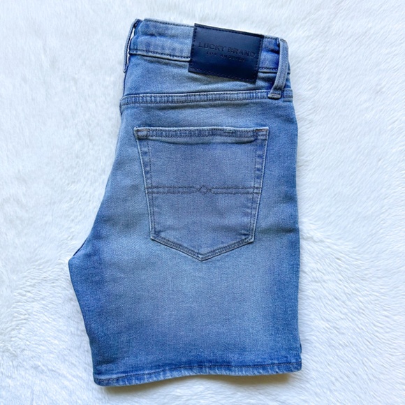 Lucky Brand The Roll Up Distressed Midrise Stretch Denim Jean Shorts - Picture 3 of 10